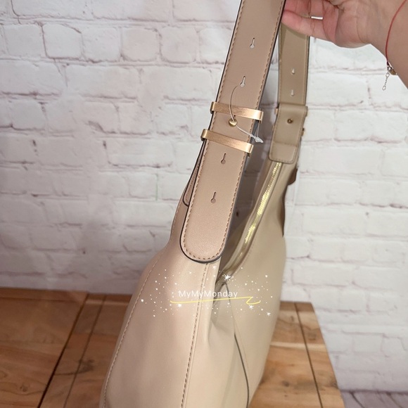 Time And Tru Hobo Bag - Picture 4 of 5